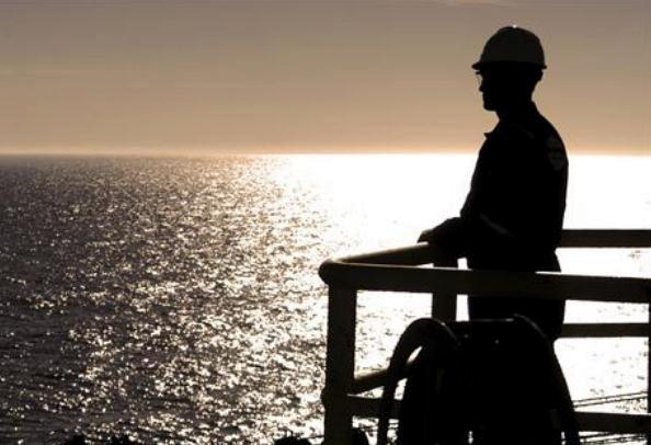 Oil-Gas-UK-There-is-an-undeniable-skills-shortage-within-the-industry.jpg