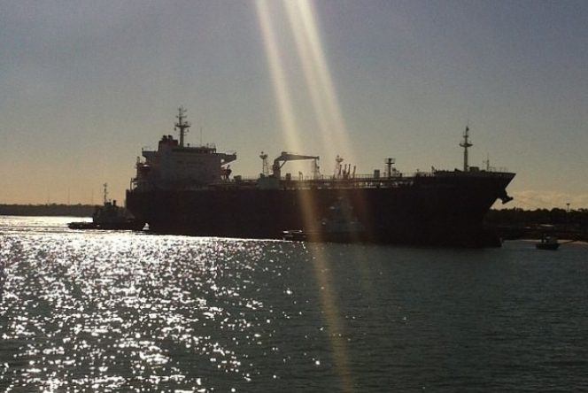 crude-oil-tanker-664x444-1.jpg